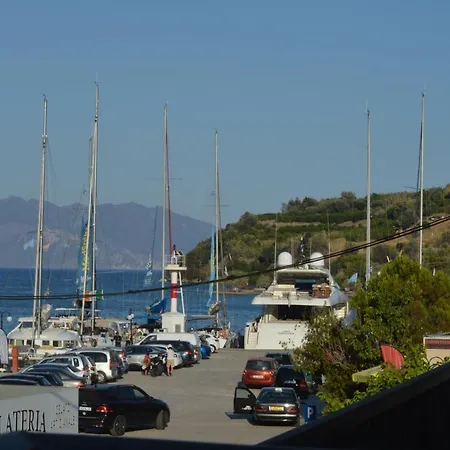 Katerina'S Studio Epidaurus Exterior photo